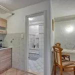Complex Dolce Maro Guest house